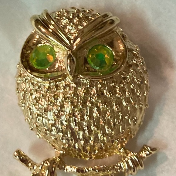 Vintage Owl Brooch/ Pin - Picture 2 of 3